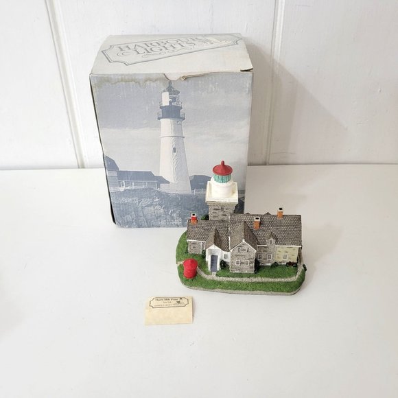 Harbour Lights Other - Harbour Lights 30 Mile Point New York #414 Lighthouse Figurine